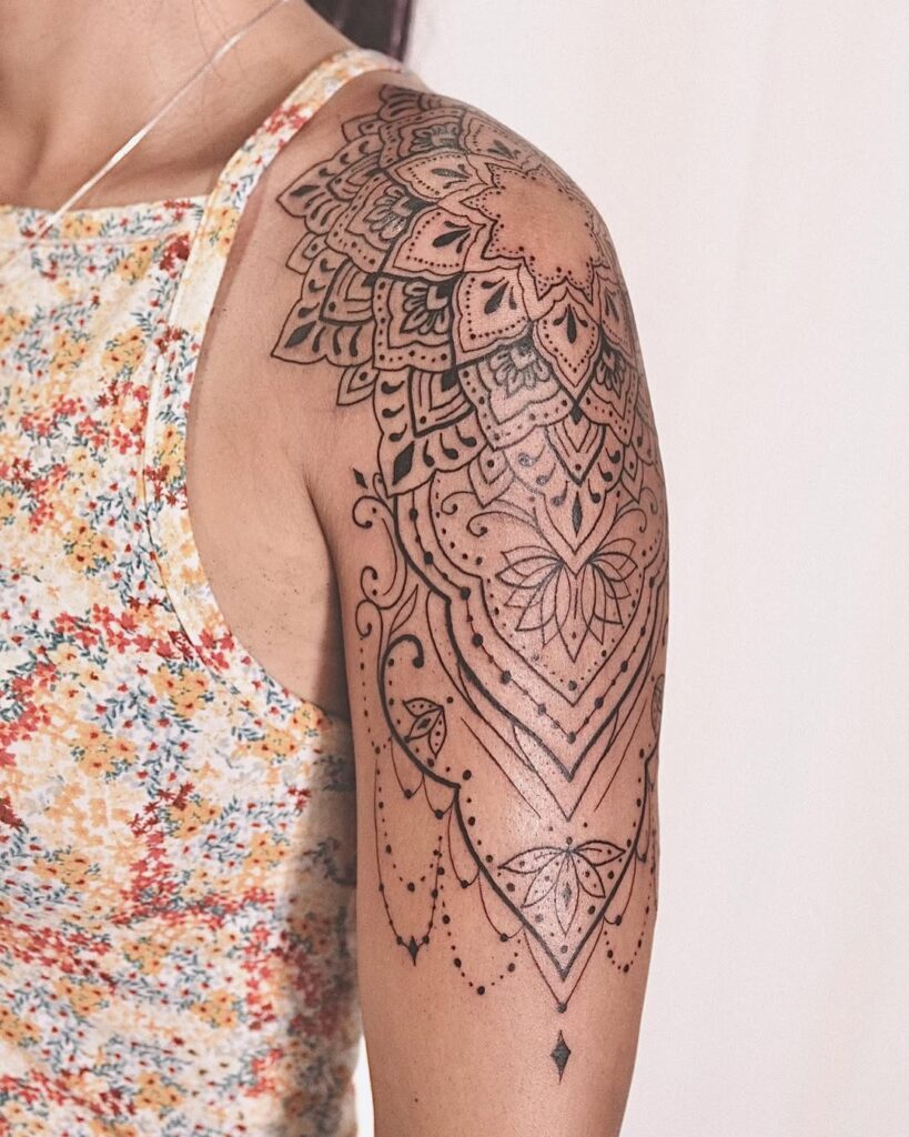 Shoulder Tattoo Ideas for Women