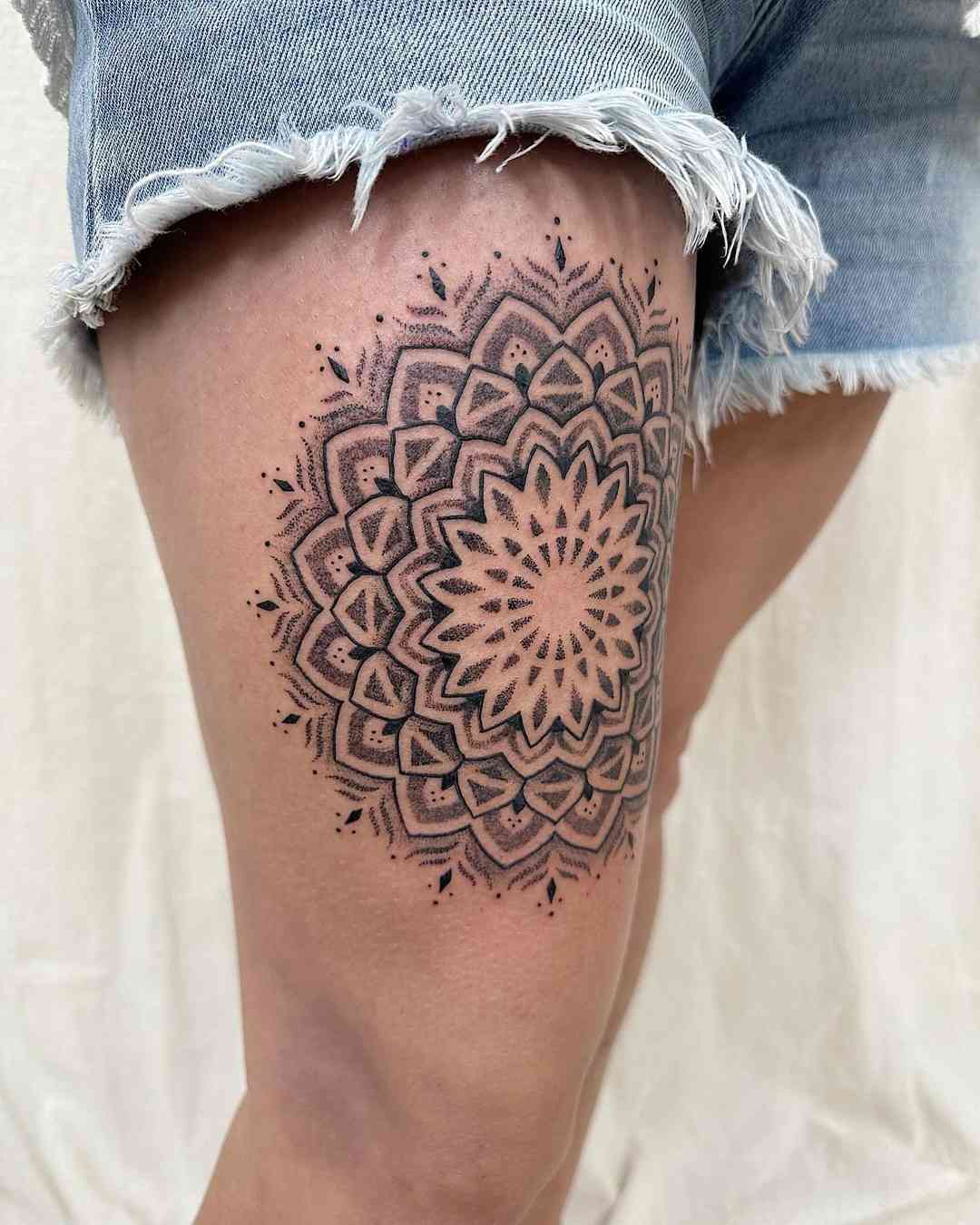 Leg Tattoo Ideas for Women
